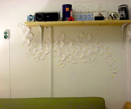 Tutorial: Paper and Thumbtack Wall Designs | The Zen of Making