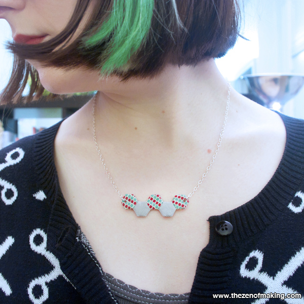 Tutorial: Mini Hexie Necklace | The Zen of Making